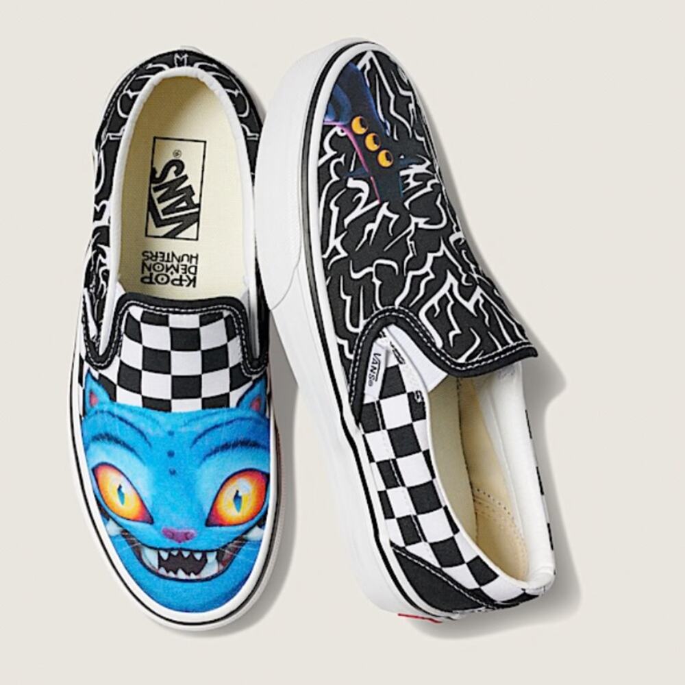 KPop Demon Hunters x Vans Derpy/Sussie Crow Classic Slip-On Shoes Size 5 Juniors